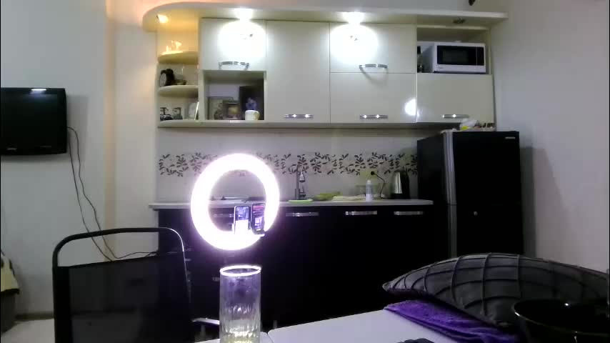 best_ass2000 Adult Chat January 28, 2026