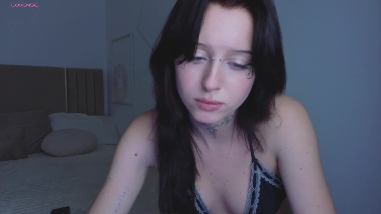 Snow-queenn Adult Chat January 27, 2026