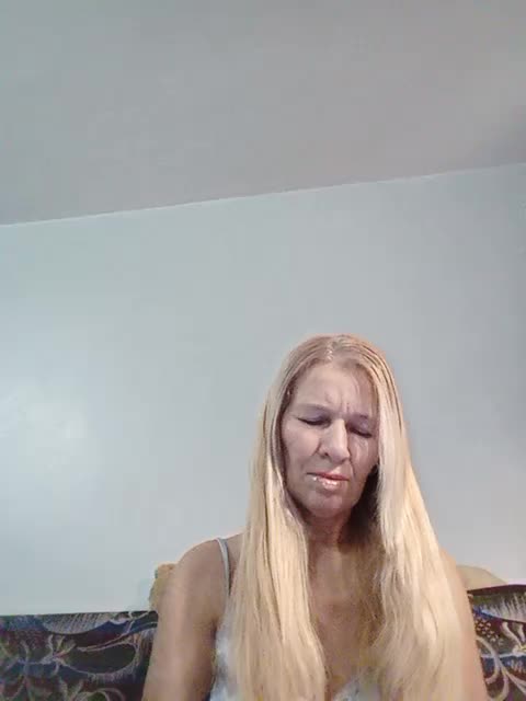 Victoria-sexi Adult Chat January 28, 2026