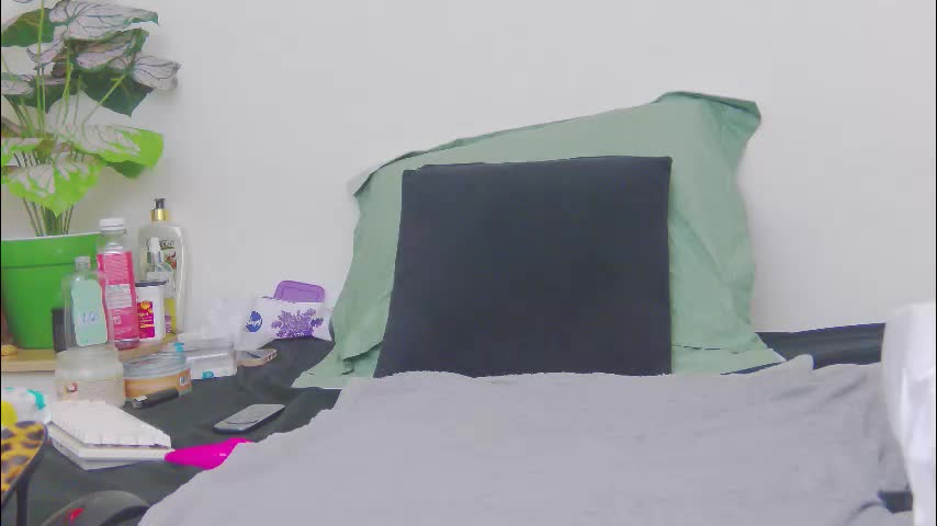 lorena422 Adult Chat January 28, 2026