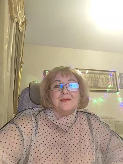 KarinkaSweet Adult Chat January 28, 2026