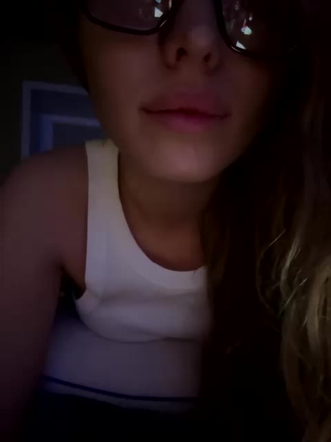 -Darinaa- Adult Chat January 28, 2026