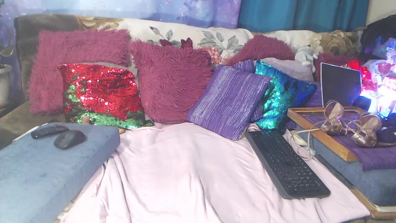 Mila003 Adult Chat January 28, 2026