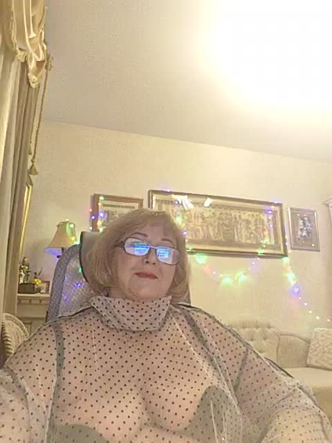 KarinkaSweet Adult Chat January 28, 2026