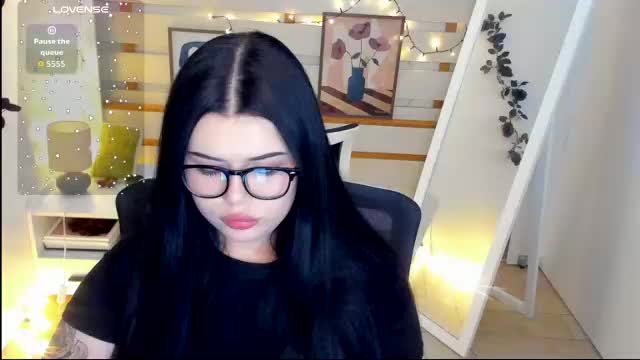 naomivibes Adult Chat January 28, 2026