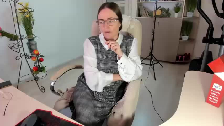 Vika73 Adult Chat January 28, 2026