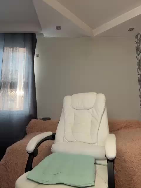 Eva-Bella Adult Chat January 28, 2026