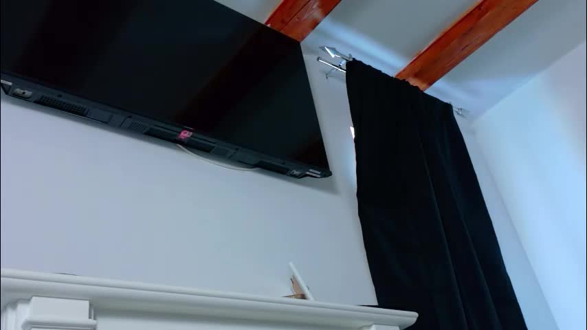 nicoleirisxxx Adult Chat January 28, 2026