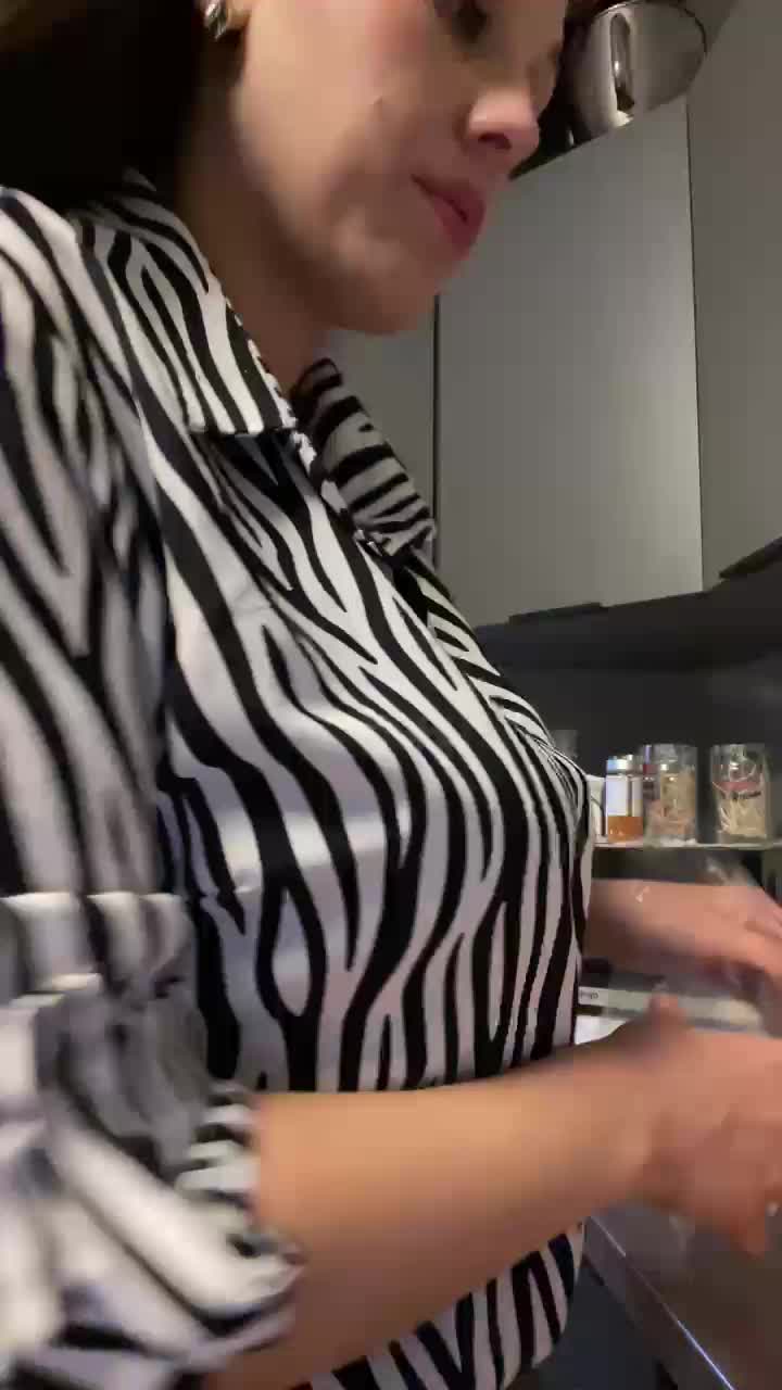 Potifays Adult Chat January 28, 2026