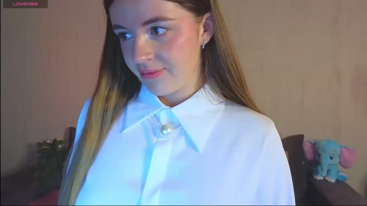 Rosalinelov Adult Chat January 29, 2026