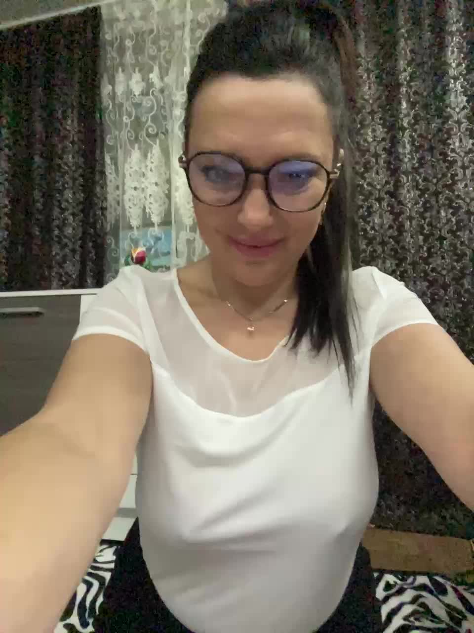 ProstoLolkaXXX Adult Chat January 28, 2026