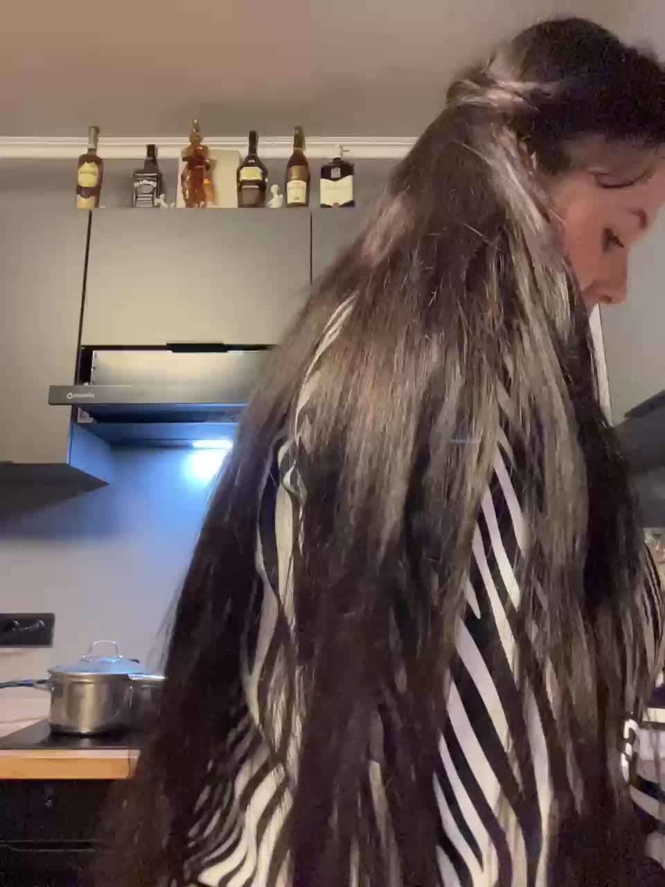 Potifays Adult Chat January 28, 2026