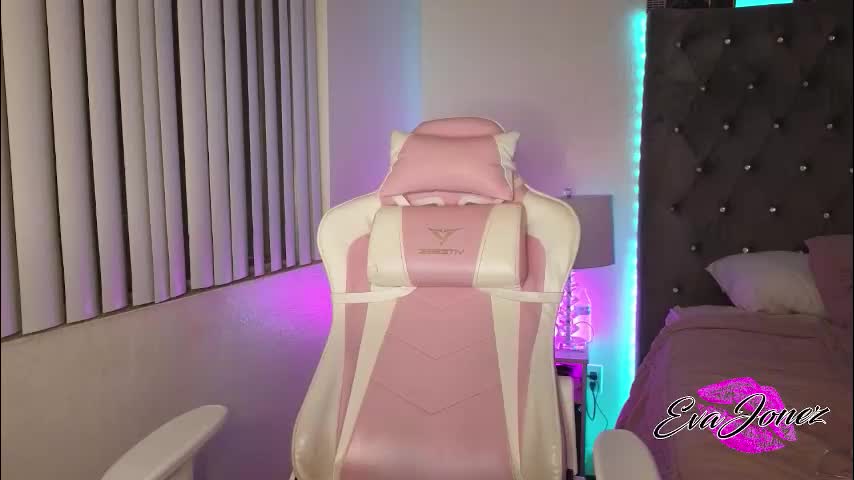 evajonez Adult Chat January 28, 2026