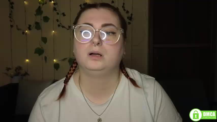 Aliciaredluv Adult Chat January 30, 2026