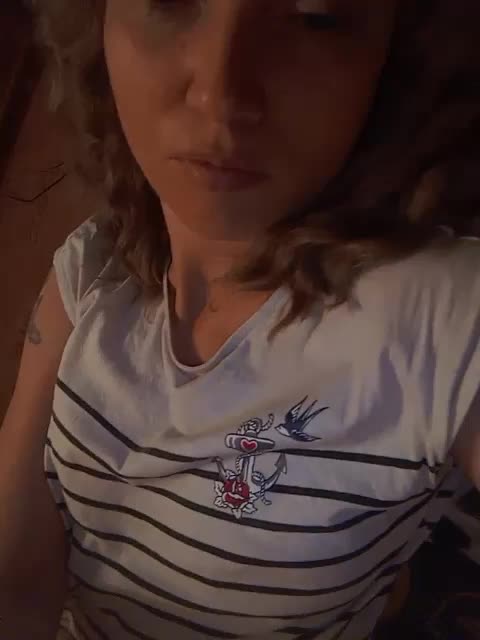 Lena-33 Adult Chat January 29, 2026