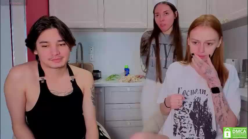 ihavepaws33 Adult Chat January 29, 2026