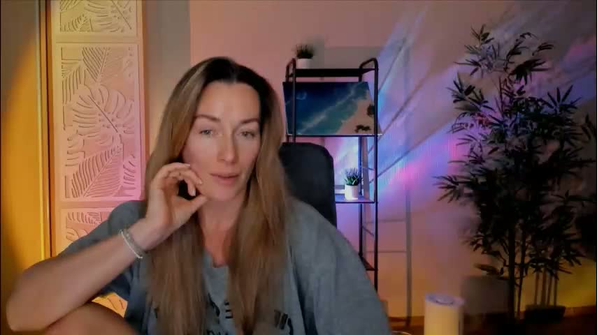 save_the_qween Adult Chat January 30, 2026