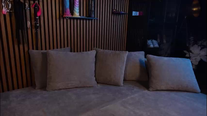 izzy_inked Adult Chat January 31, 2026