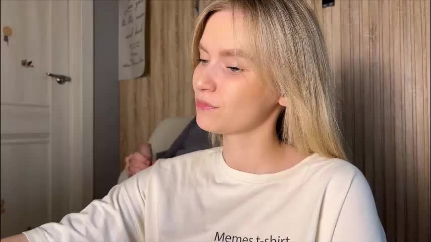 adele_nick2202 Adult Chat January 31, 2026