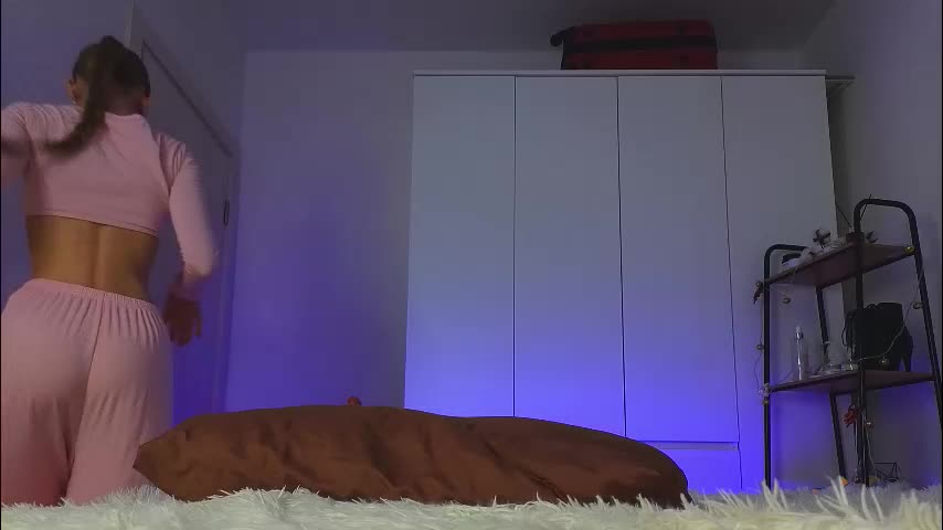 lili__roze_ Adult Chat January 31, 2026