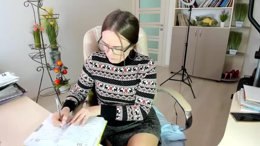 Vika73 Adult Chat February 1, 2026