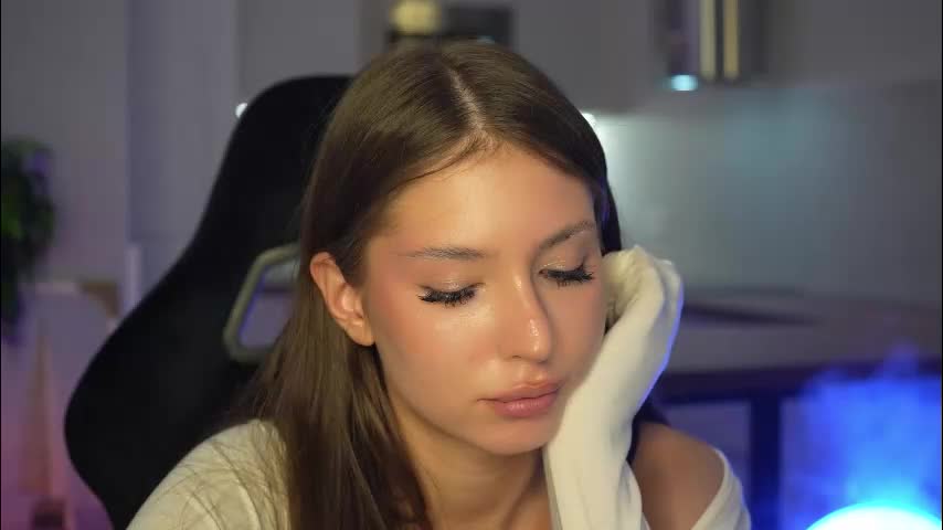 cleose Adult Chat February 1, 2026