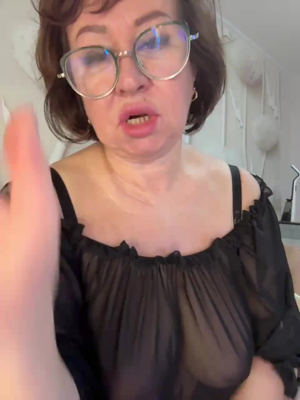 anyuta1212 Adult Chat February 1, 2026