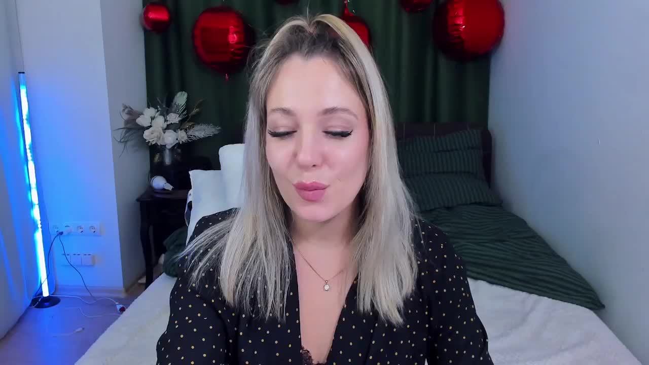 LaurenMorry Adult Chat February 1, 2026
