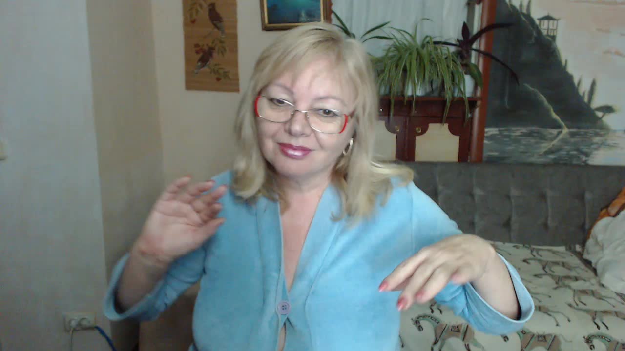 EvelynLoveShy Adult Chat February 1, 2026