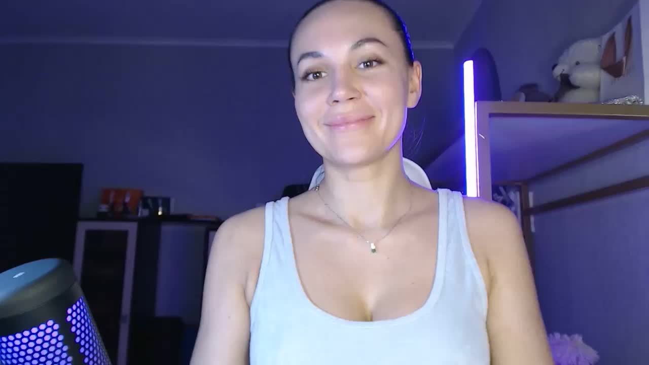 QWEENII Adult Chat February 1, 2026