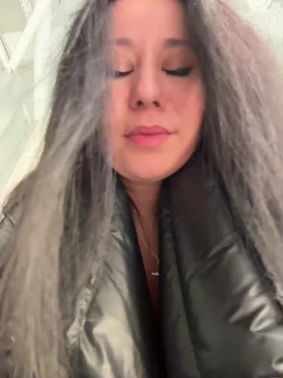 Lune Adult Chat February 1, 2026