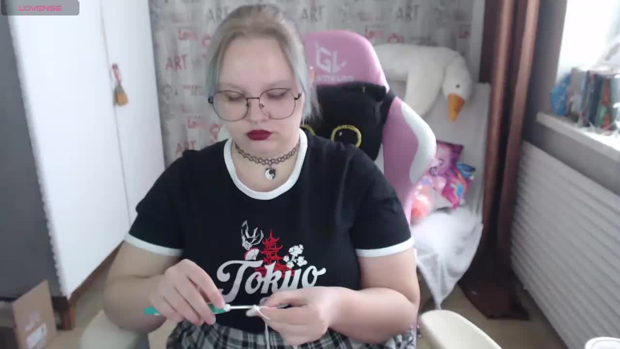 -MeooW- Adult Chat February 1, 2026