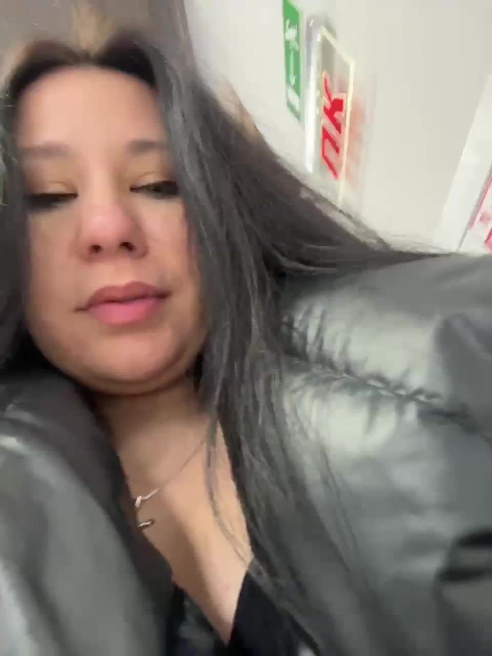 Lune Adult Chat February 1, 2026