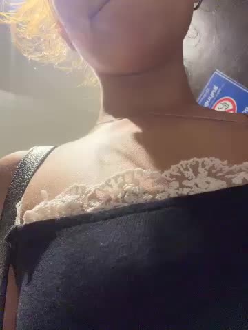 AngelinaTeller Adult Chat February 1, 2026