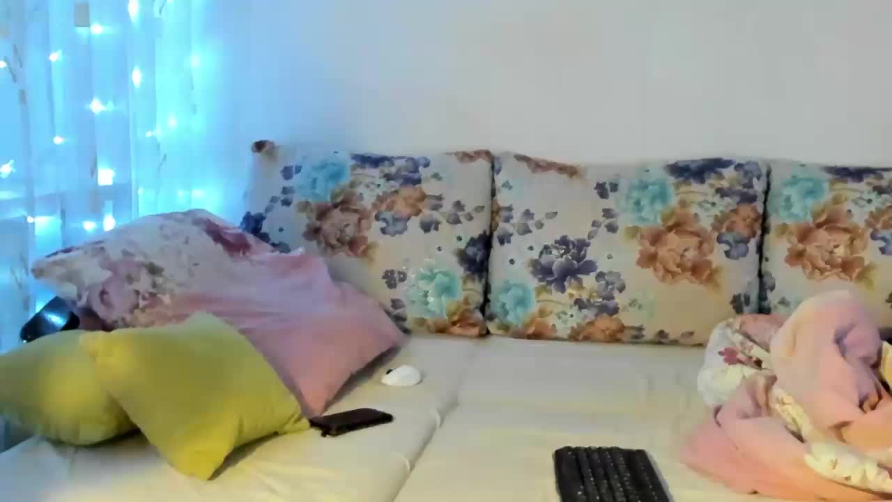 Lisa1225 Adult Chat February 1, 2026