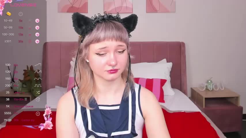 Tori_Cutie Adult Chat February 1, 2026