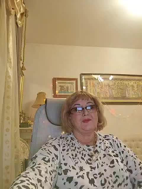 KarinkaSweet Adult Chat February 1, 2026