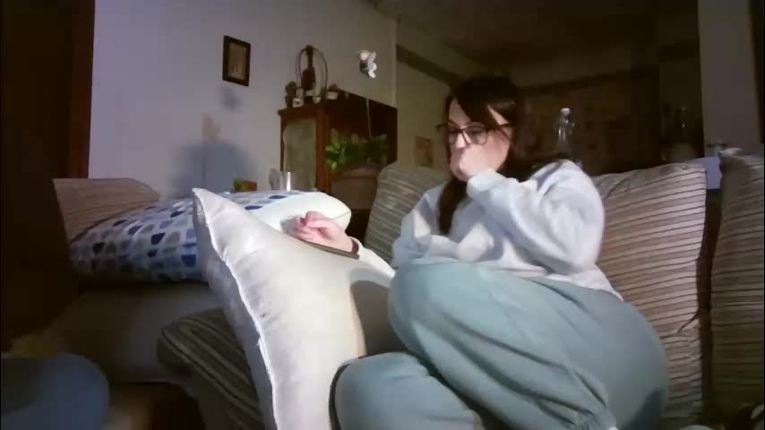 lolahueso Adult Chat February 1, 2026