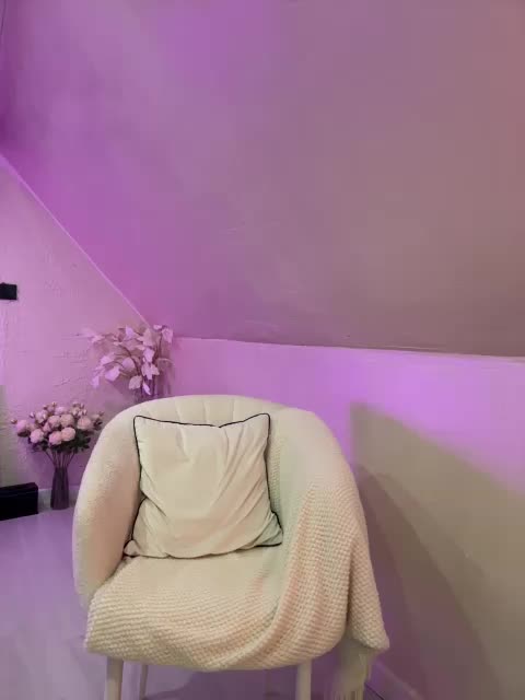 PauLiiine Adult Chat February 1, 2026