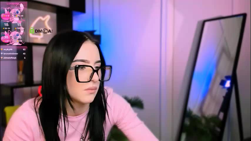 mila_glow Adult Chat February 1, 2026