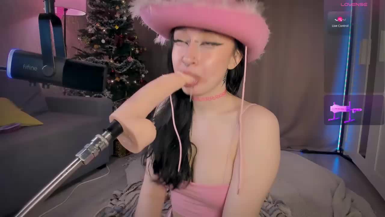 Juicy-Vikki Adult Chat February 2, 2026