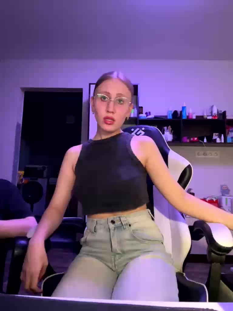 Durnaya_kis Adult Chat February 1, 2026