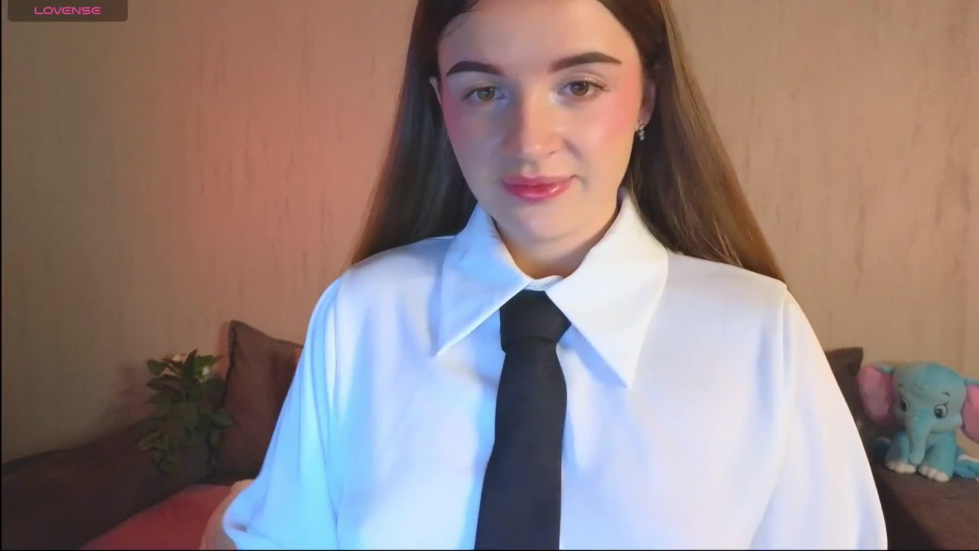 Rosalinelov Adult Chat February 1, 2026