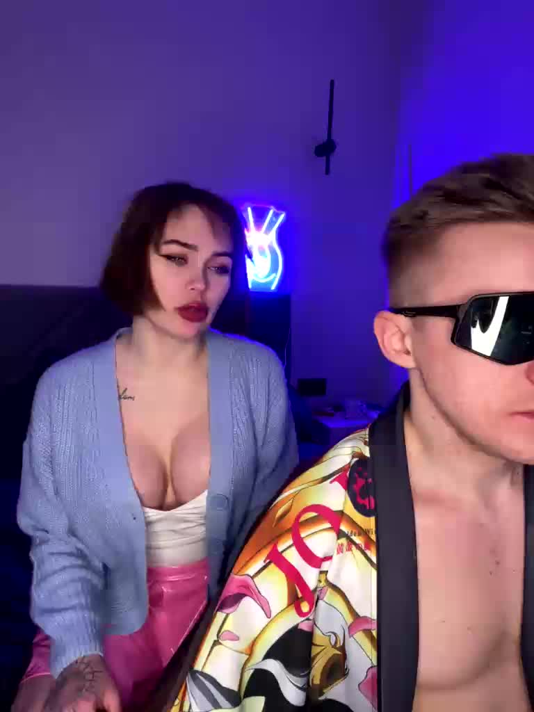 GroteskCouple Adult Chat February 2, 2026