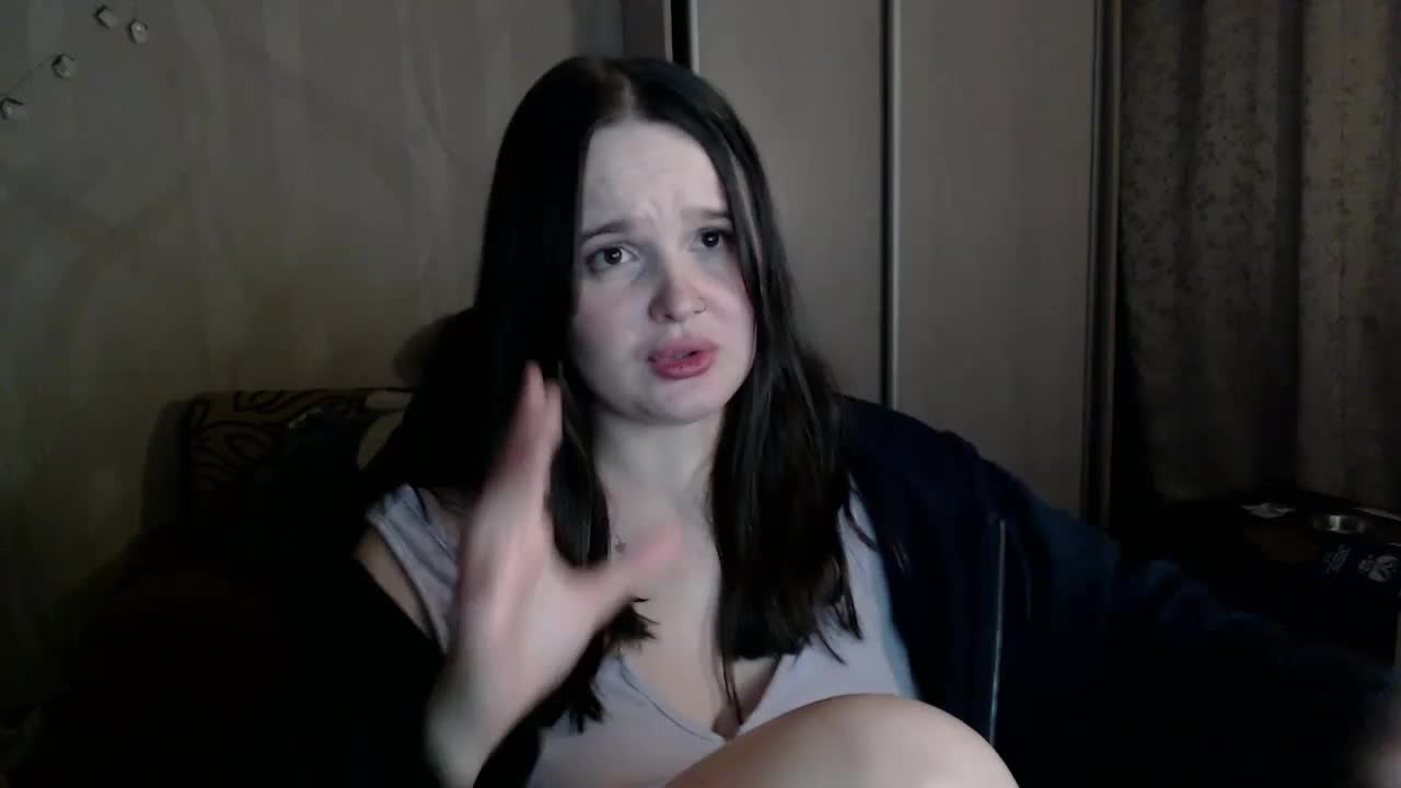 Lizzi-Peach Adult Chat February 2, 2026