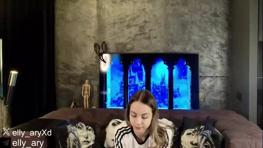 elly_ary Adult Chat February 2, 2026