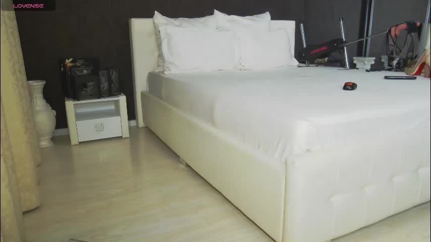 hefner_girl Adult Chat February 2, 2026