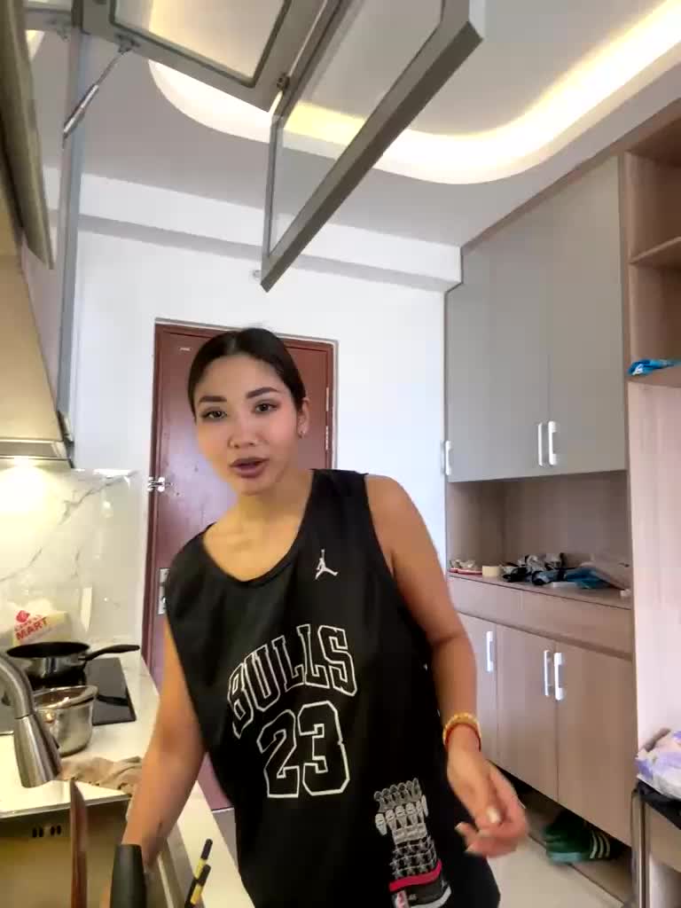 lean-lie Adult Chat February 2, 2026