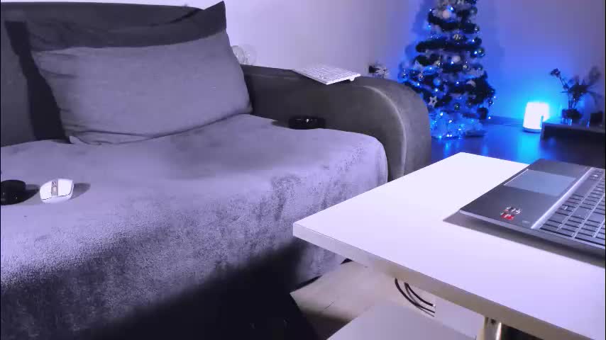 mylegsonheels Adult Chat February 2, 2026