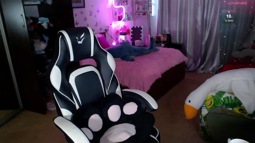 Sidney_blush Adult Chat February 2, 2026